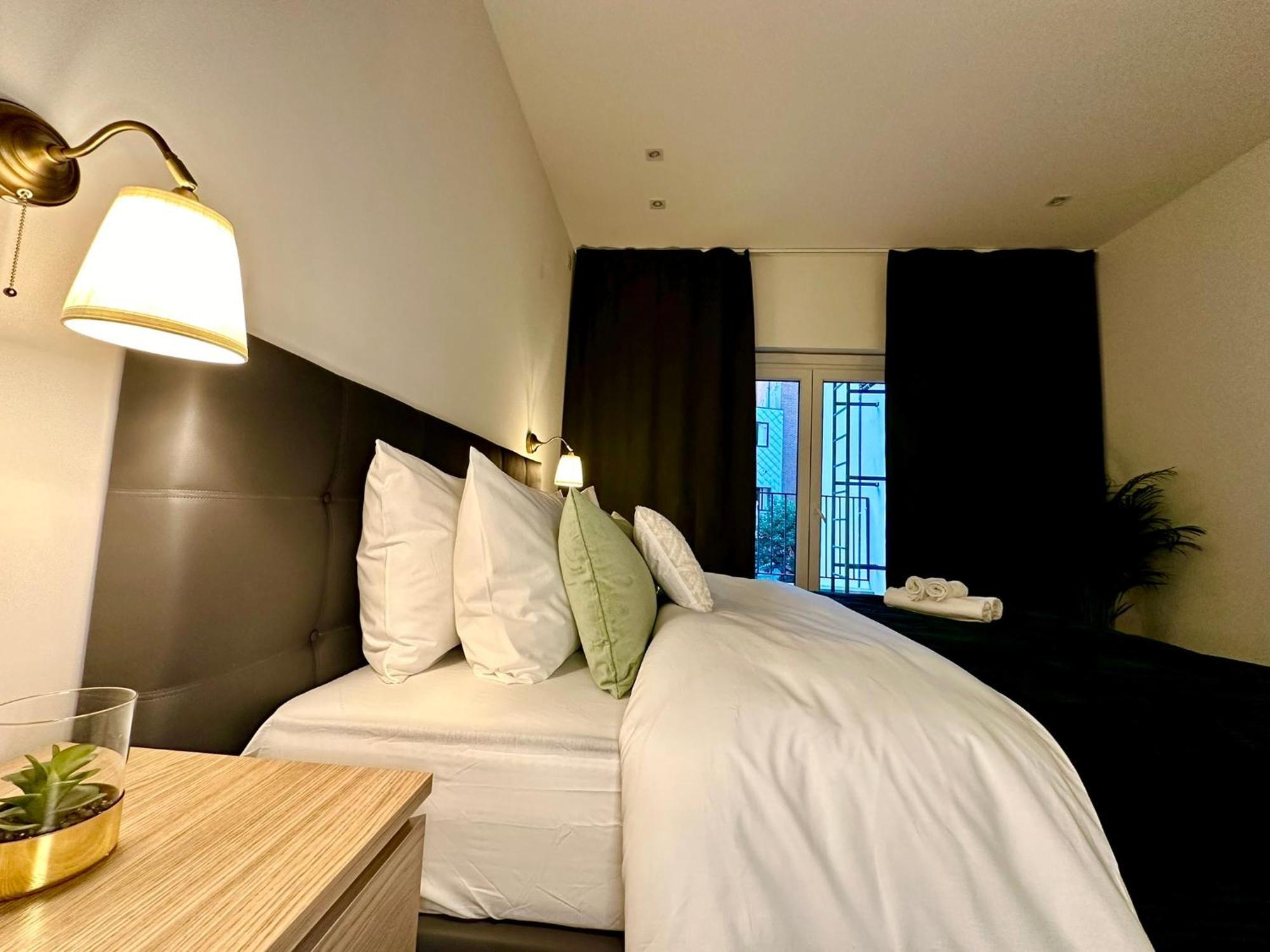 Luxury Suites Park By Rikas Hotels Antwerpen Buitenkant foto