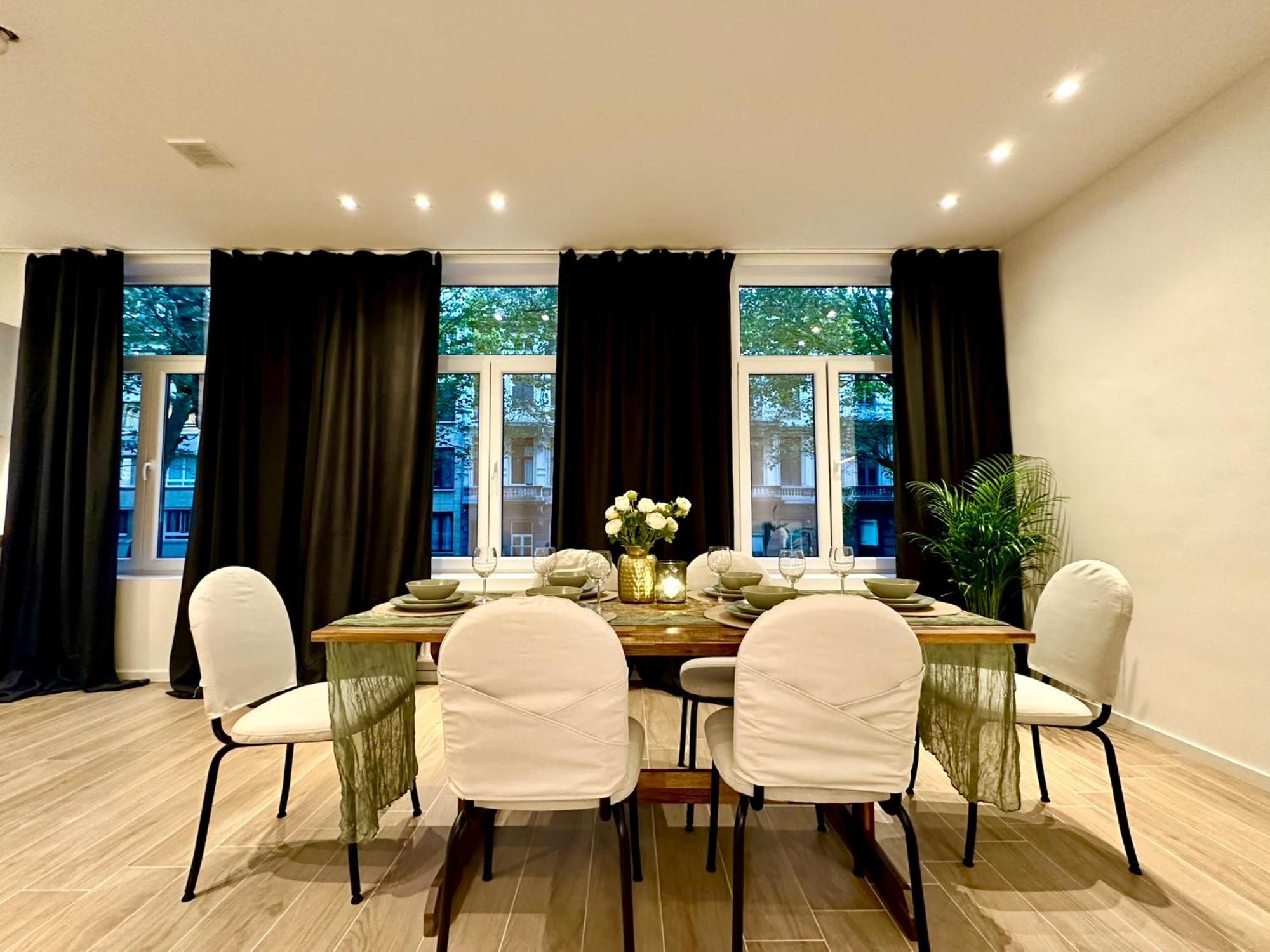 Luxury Suites Park By Rikas Hotels Antwerpen Buitenkant foto