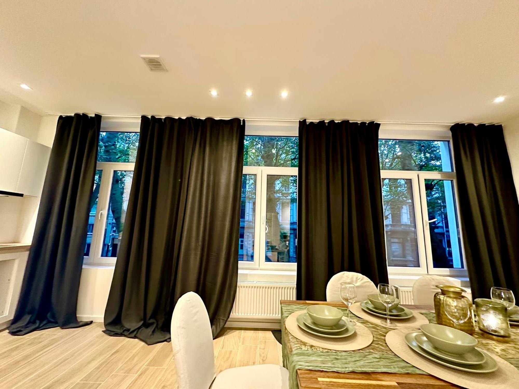 Luxury Suites Park By Rikas Hotels Antwerpen Buitenkant foto
